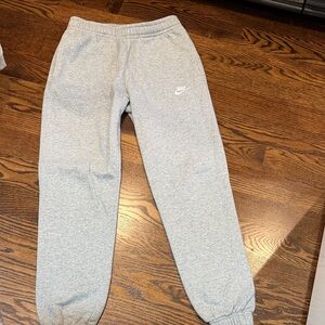 Nike Men’s Light Gray Fleece Joggers